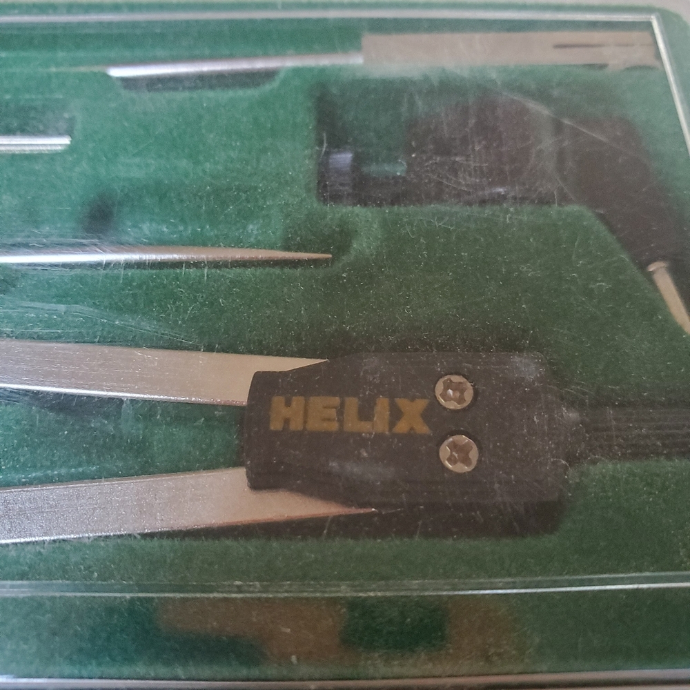 Helix Drawing Set NEW - Picture 2 of 5